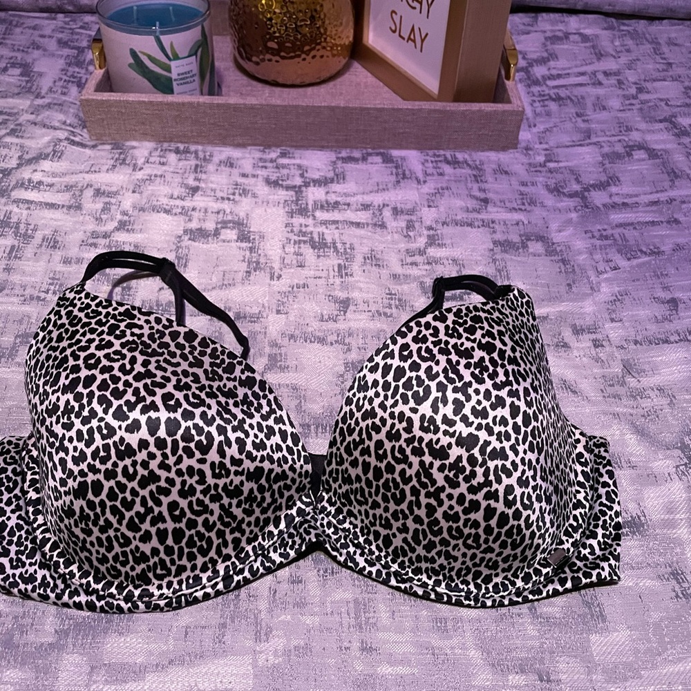 Victoria Secret Body by VS bra